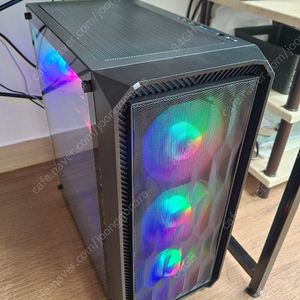 컴퓨터 본체 모니터 풀세트 팝니다.