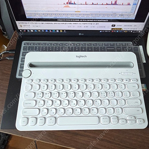 로지텍 K480 무선 블루투스 키보드 화이트