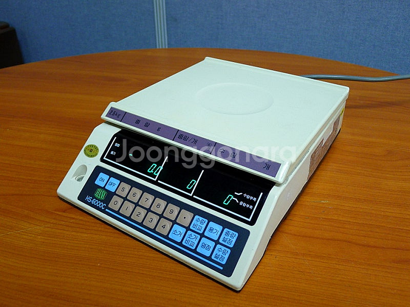 HS-6000C 계수저울 2.5Kg, 0.1g 해상도--0