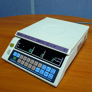 HS-6000C 계수저울 2.5Kg, 0.1g 해상도