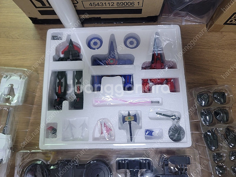 반다이 초합금,shf 판매합니다.--8