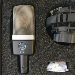 AKG C214 콘덴서 마이크