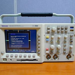Tektronix TDS3012 오실로스코프 중고오실로스코프 텍트로닉스3012 100MHz, 2ch