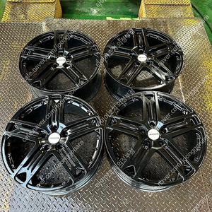 22인치 리모시스 RS600 유광블랙 PCD120 랜드로버용 중고휠 1대분(무기스)