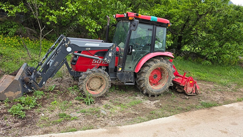 국제 트랙터 이미지