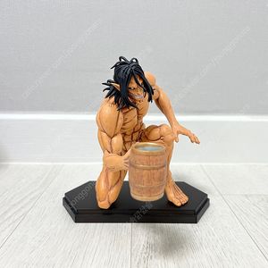 진격의거인 에렌 팝업퍼레이드 애프터파티 피규어