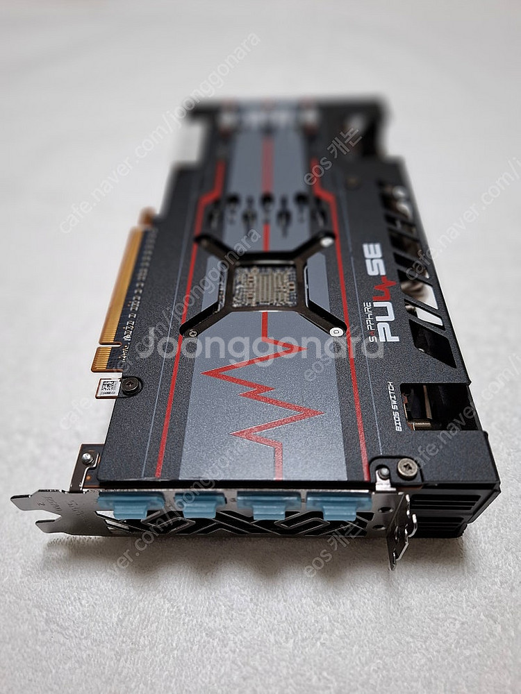 라데온 사파이어 펄스 5700xt--3