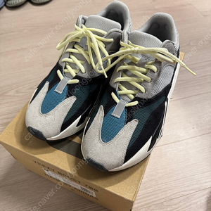 [275] 아디다스 이지부스트 700 웨이브러너 OG