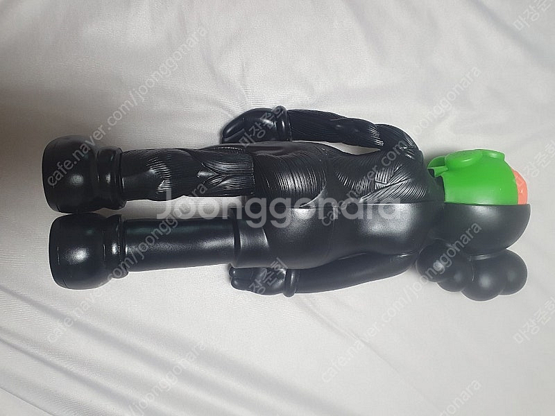 KAWS OriginalFake Dissected Co...--4