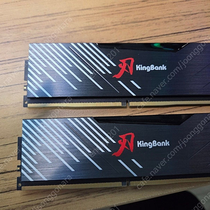 킹뱅크 amd/ddr5 expo 6400 cl32 16x2 32gb 램 판매합니다.