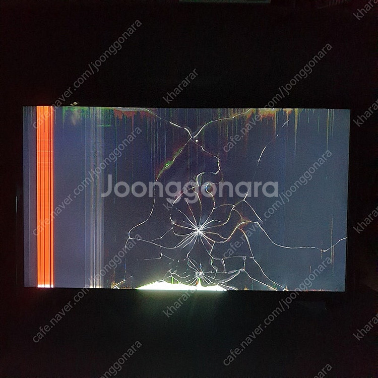 UN32J4110AF 삼성 32인치 TV 액정파손 고장--0