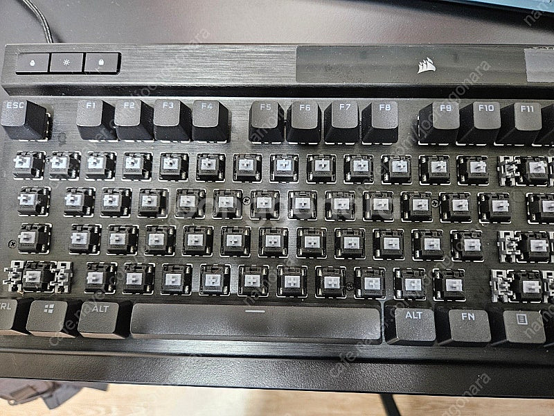 CORSAIR K70 OPX PRO 광적축 풀배열--3