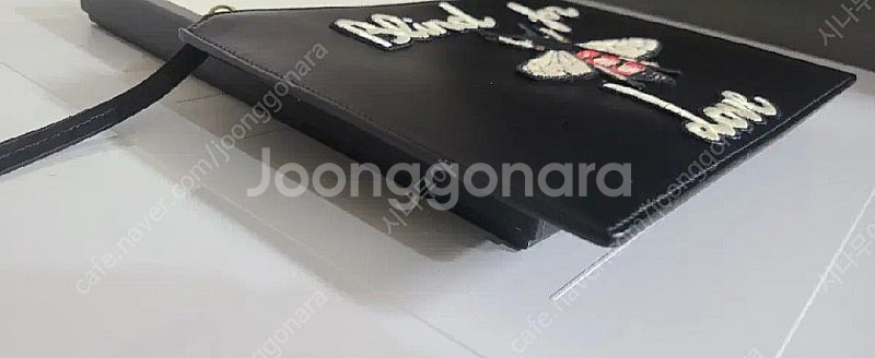 (정품)구찌 꿀벌 자수 스트랩 클러치 구찌가방 클러치백 샤넬루이비통프라다--6