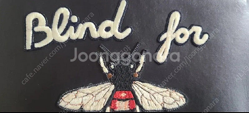 (정품)구찌 꿀벌 자수 스트랩 클러치 구찌가방 클러치백 샤넬루이비통프라다--9