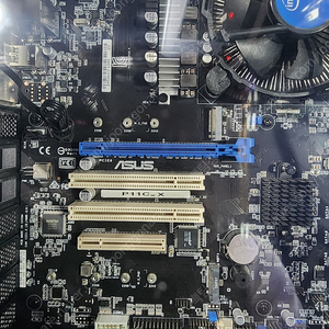 ASUS P11C-X 써버보드 2장 / i3-8100 SR3N5~ CPU