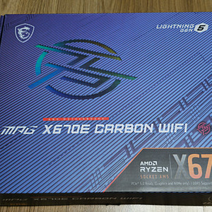 MSI MPG X670E Carbon WiFi, 카본 AMD AM5 / 37만원