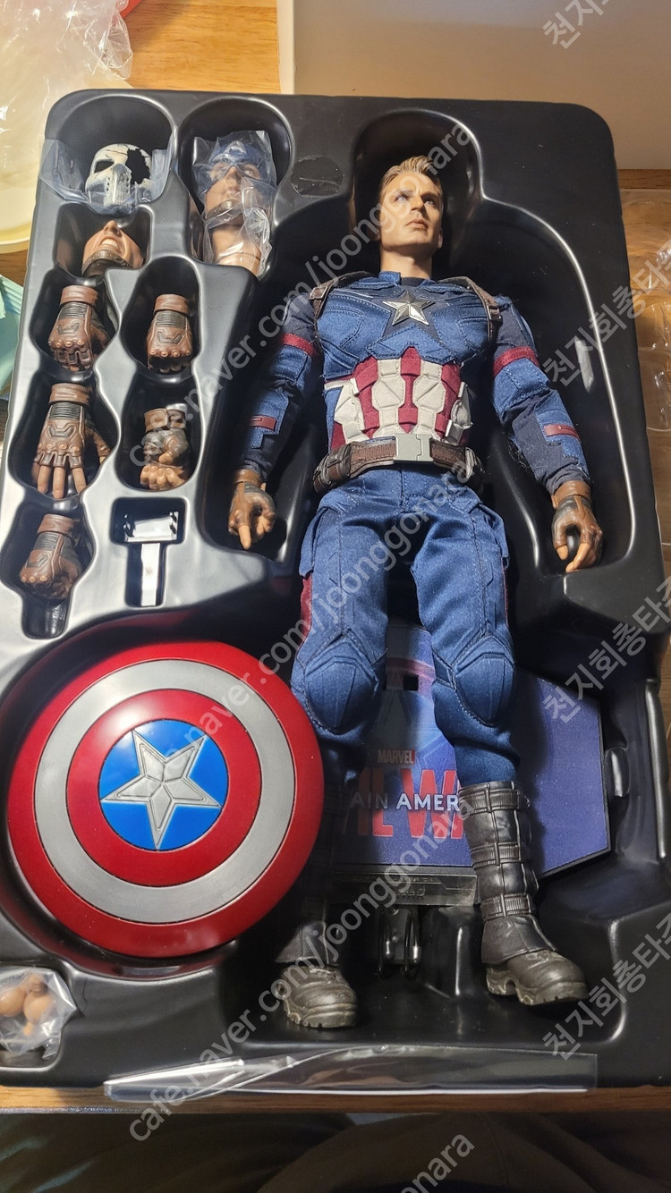 핫토이 시빌워 워머신 풀구성 (카톤O), 시빌워 캡틴, 마크7 노멀헤드 (이디스), 마크50 헤드, 팔, 다리 그 ... 이미지