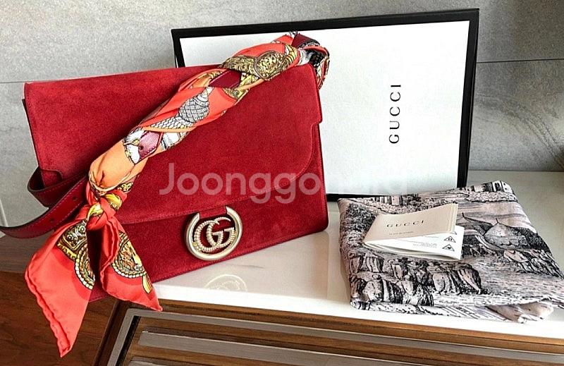 GUCCI구찌 레드블룸스 스웨이드 체인 스카프 스트랩 ...--0