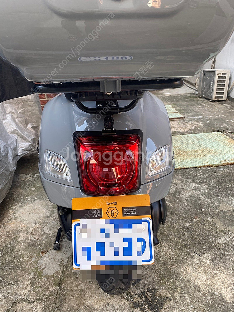 베스파 gts300 아비오그레이--0