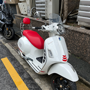 부산) 베스파 gts 300