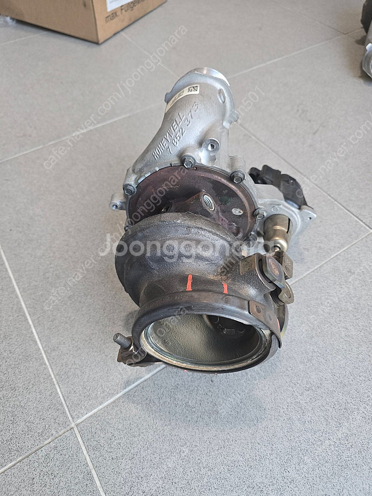 BMW M5(G바디 G30) M5 트윈터보--8