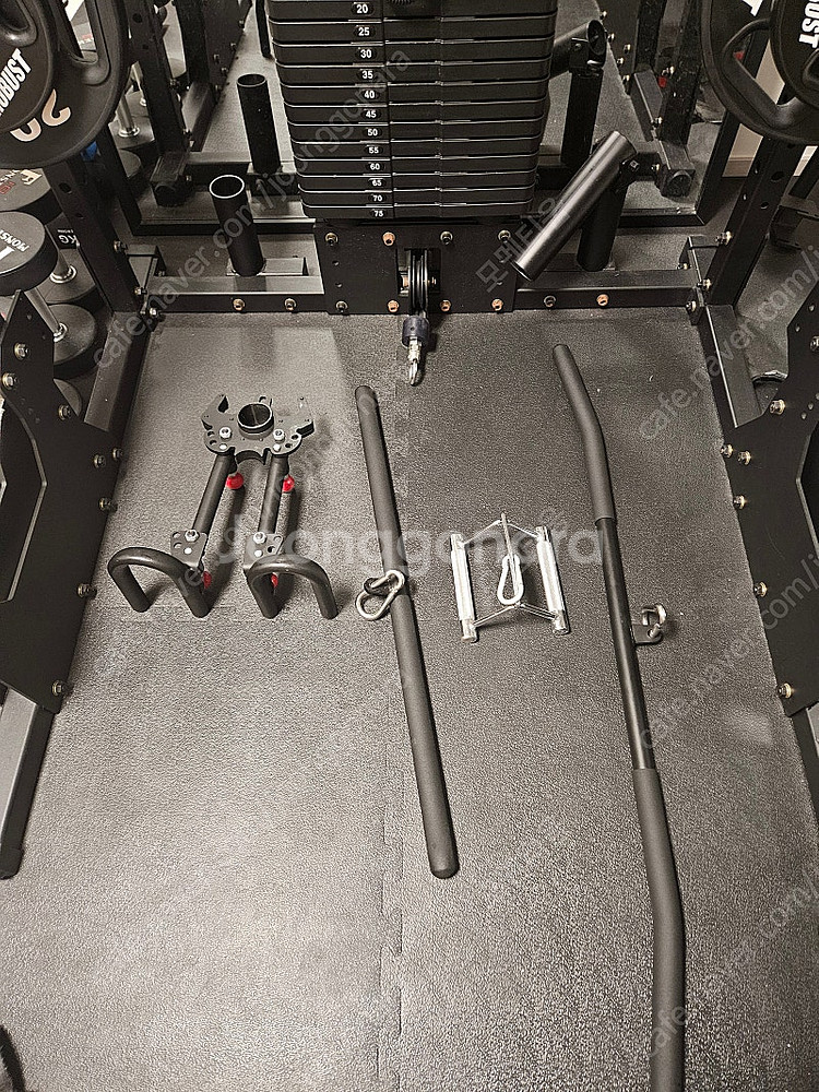 인벤탑 미니랙+랫타워, 에프몬 덤벨, 로버스트 원판 팝니다.--2