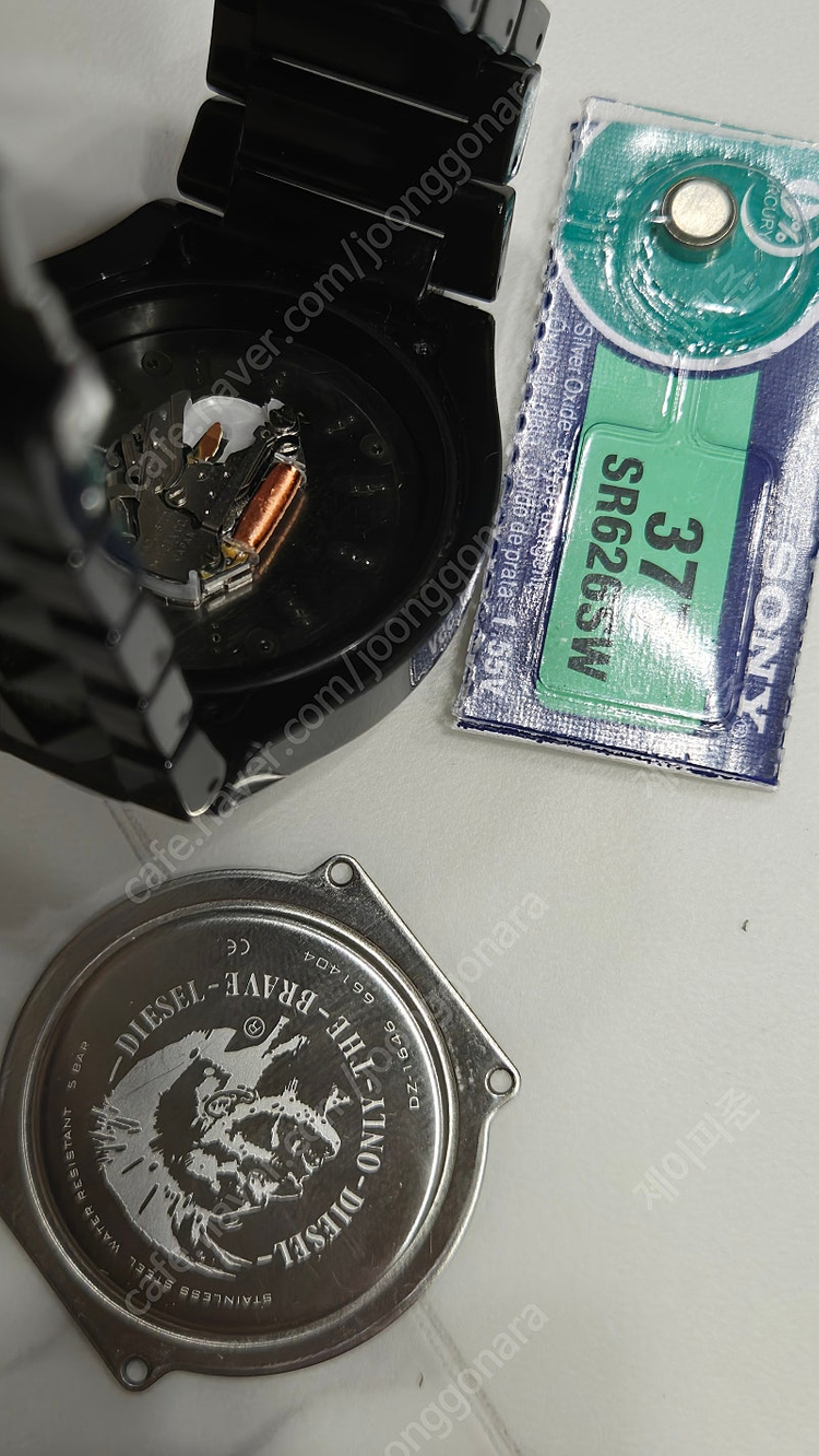 디젤 DZ-1646 세라믹 밴드 시계 패션시계--3