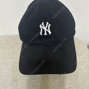 MLB 키즈모자 새상품 팔아요 5-6세용