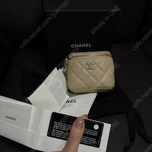 샤넬 체인베니티 미니 베이지