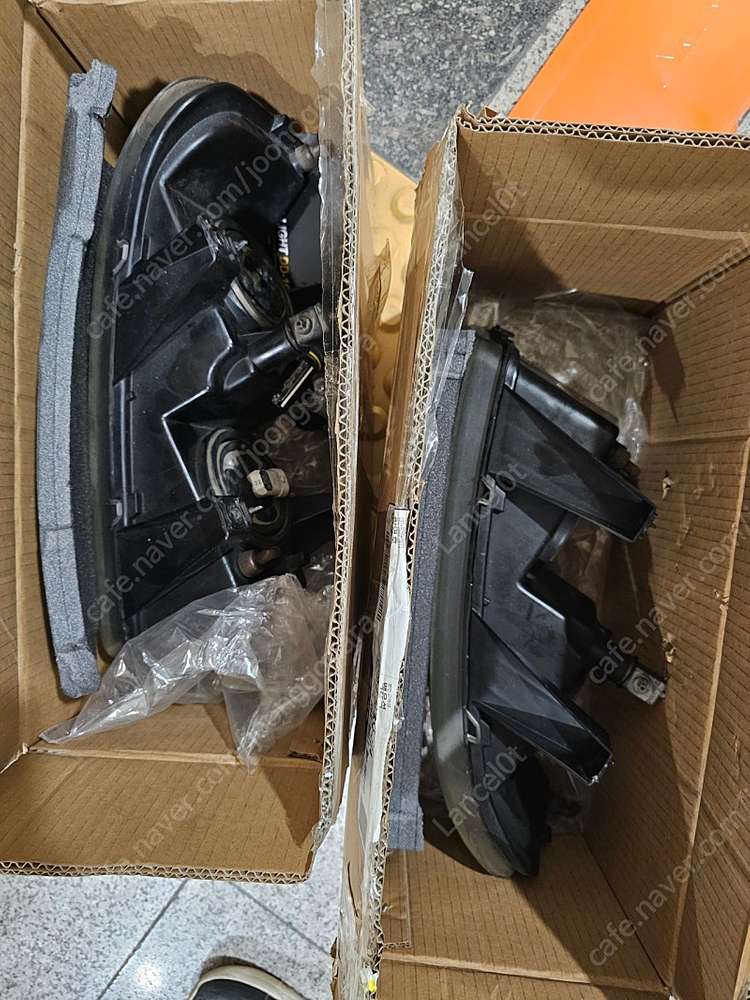 익스프레스밴 헤드라이트 이미지