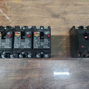 LS 누전차단기 220V, 15A, 15mA 3개 1만원