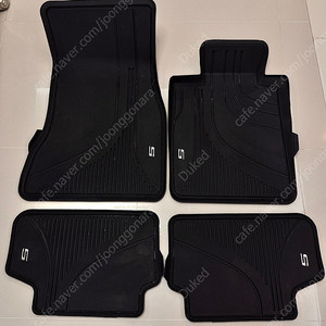Bmw g30 5시리즈 정품 플로어매트 판매합니다.