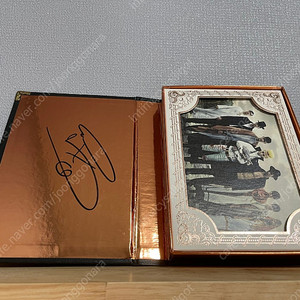 지드래곤 GD ONE OF A KIND / 싸인반 개봉 CD 음반