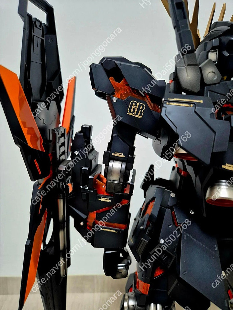 메가사이즈 유니콘 밴시 도색작 이미지