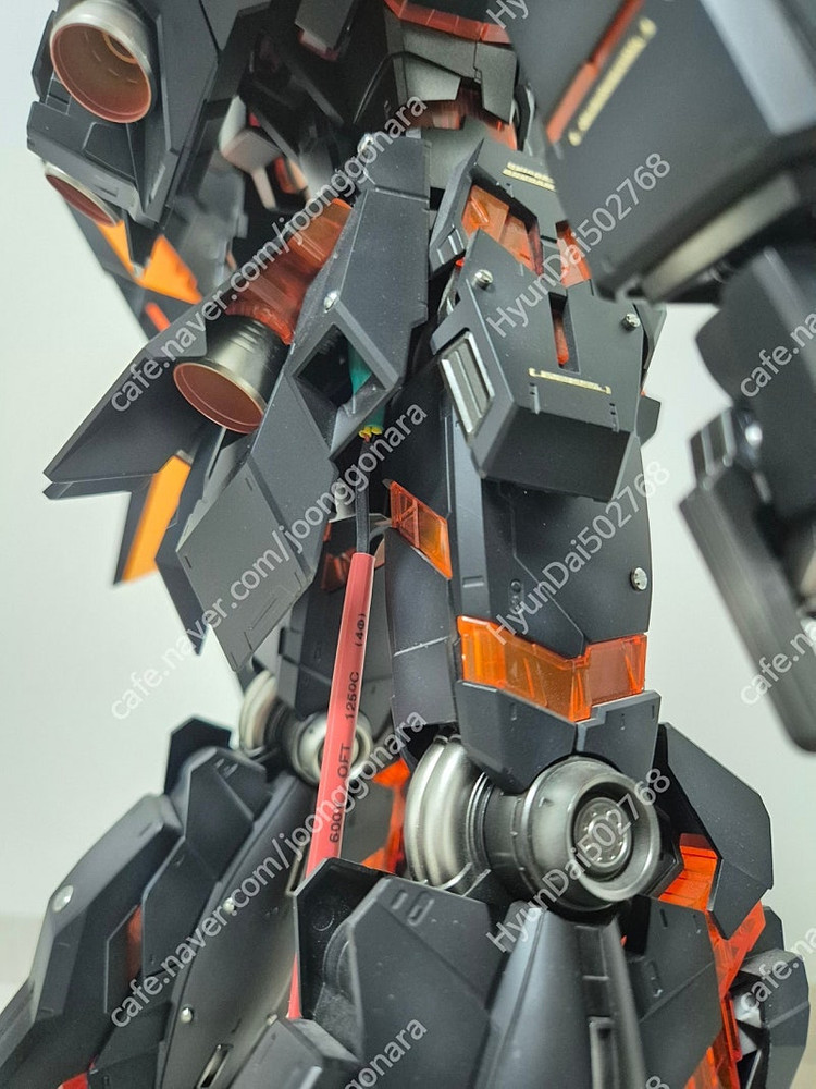 메가사이즈 유니콘 밴시 도색작 이미지