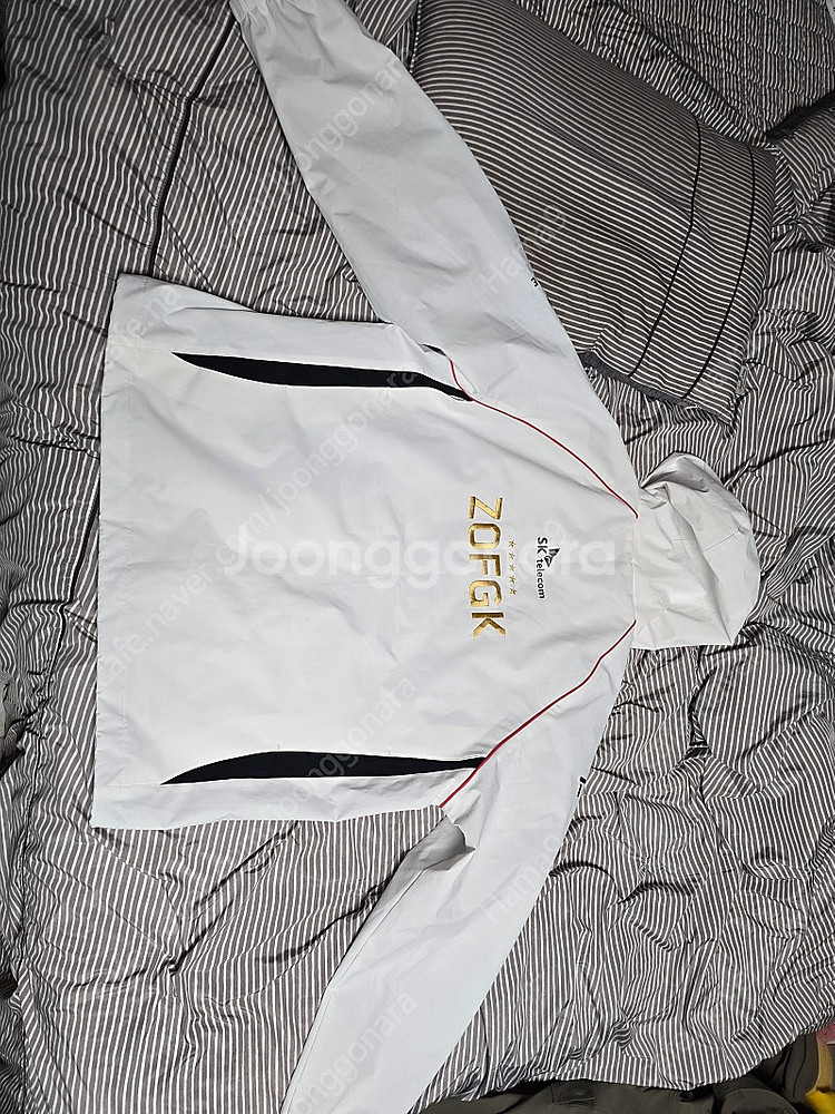 SKT T1 월즈 우승 자켓(XXL)--2