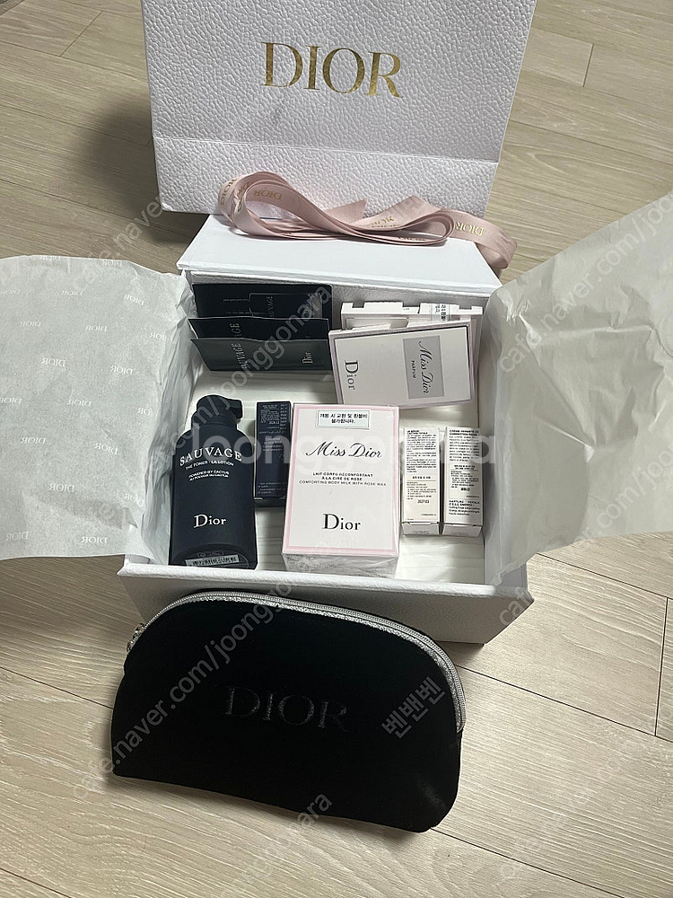 미개봉) 디올 화장품 세트 파우치 포함 (미스 디올 컴...--0
