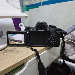 캐논 EOS 700D 카메라