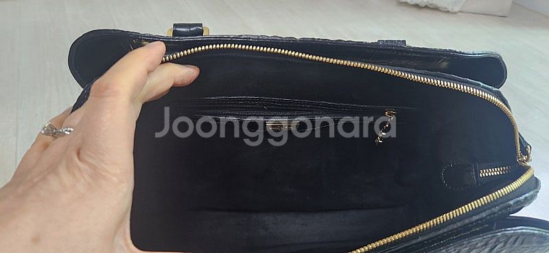 발렌티노루디 악어백--5