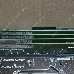 DDR4 2666 3200 삼성램 8기가 4개 총 32기가 싸게팝니다 (z390,9700k도팜)