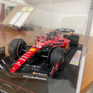 1:18 bbr 페라리 sf23 사인츠 판매합니다~
