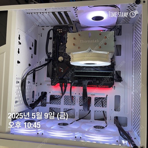 I7 9700 + B365M + 써모랩 쿨러 + DDR4 32G 판매합니다.