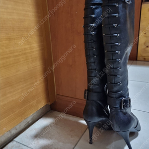 살롱 롱부츠
