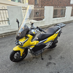 부산 adv125 키로수6천km 스쿠터 오토바이 배달 pcx nmax kwil