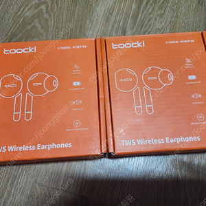 TOOCKI TWS 이어폰 팝니다.