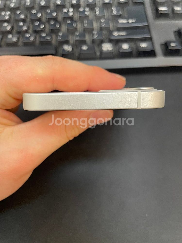 아이폰12미니 64GB 화이트 상태좋은 중고19만팝니다...--4