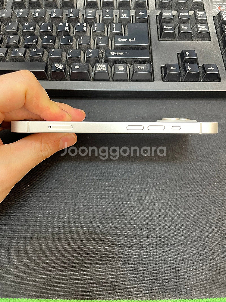 아이폰14 화이트 256GB 상태좋은 중고42만팝니다.--6