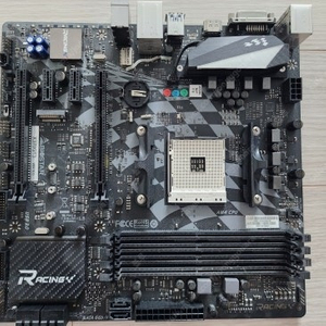 바이오스타 레이싱 X370 GT3 AMD AM4 M-ATX 메인보드 + LED팬 4개 판매