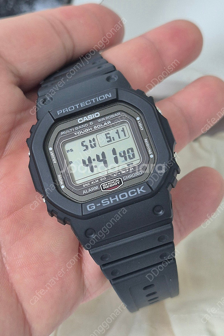 지샥 시계 GW-5000U-1JF 모델 팝니다--3