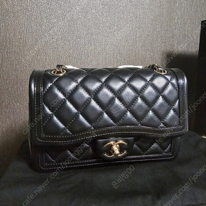 샤넬 미니 플랩백 램스킨